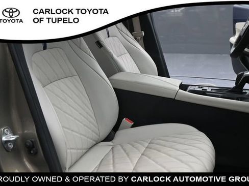 Used 2026 Nissan Sentra SL w/ Floor Mat Package FWD image 19
