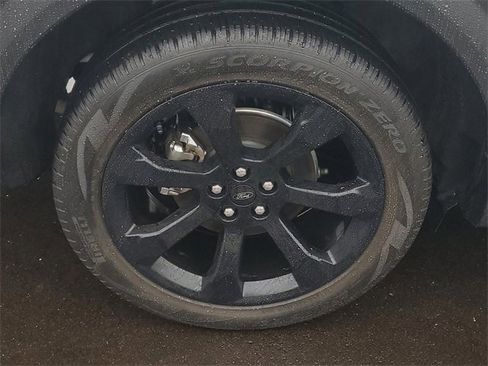 Certified 2023 Ford Explorer ST-Line w/ Class IV Trailer Tow Package image 5