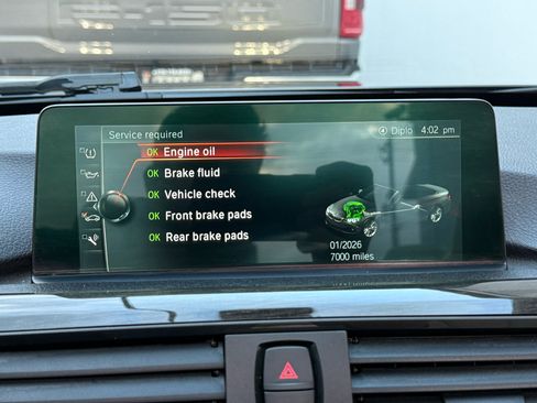 Used 2017 BMW 430i Convertible image 11