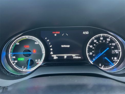 Used 2024 Toyota Venza Nightshade image 14