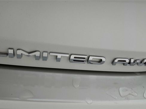 Used 2023 Toyota Highlander Limited image 26