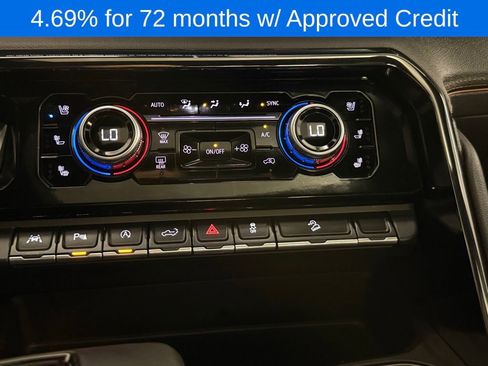 Used 2024 GMC Sierra 1500 AT4 w/ Technology Package image 24