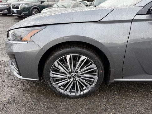 New 2025 Nissan Altima 2.5 SL image 12