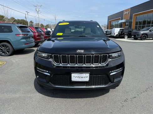 Used 2025 Jeep Grand Cherokee Limited image 2