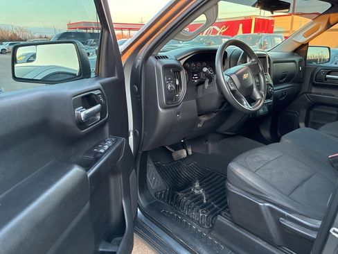 Used 2021 Chevrolet Silverado 1500 Custom image 8
