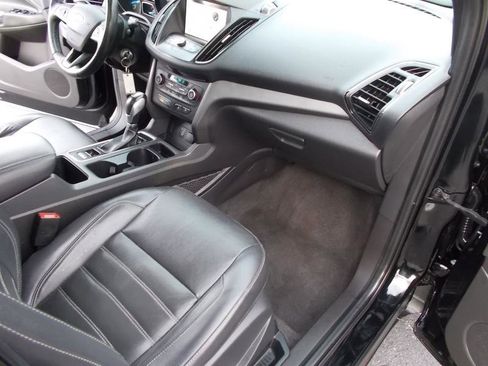 Used 2018 Ford Escape SEL image 21