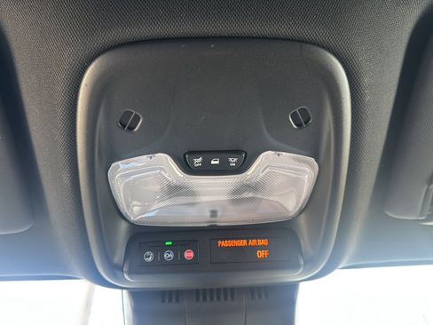 Used 2023 Chevrolet Colorado Trail Boss AWD/4WD image 34