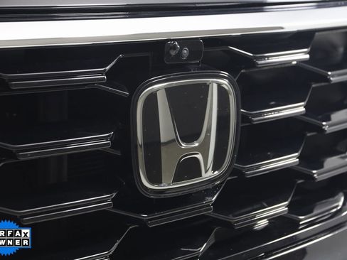Used 2023 Honda Pilot Elite image 19