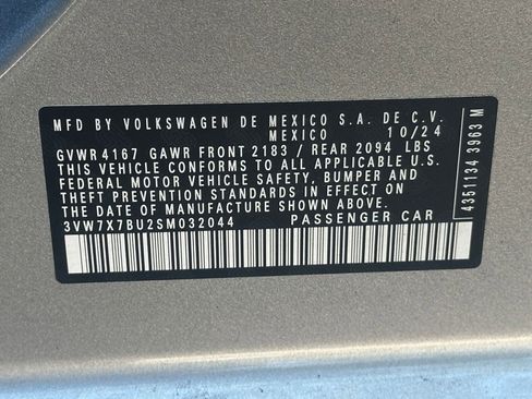 Used 2025 Volkswagen Jetta SE image 22