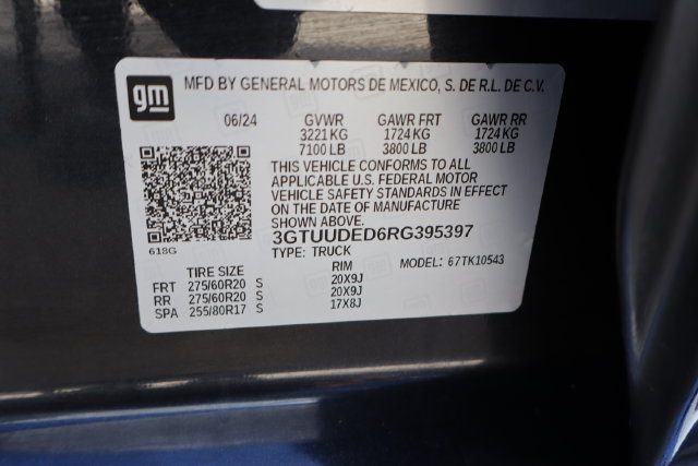 Used 2024 GMC Sierra 1500 SLT w/ SLT Premium Plus Package AWD/4WD image 44