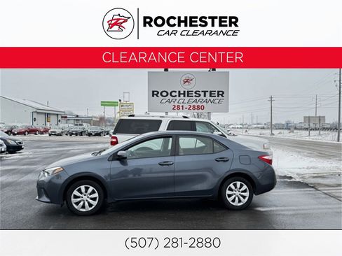 Used 2014 Toyota Corolla LE image 1