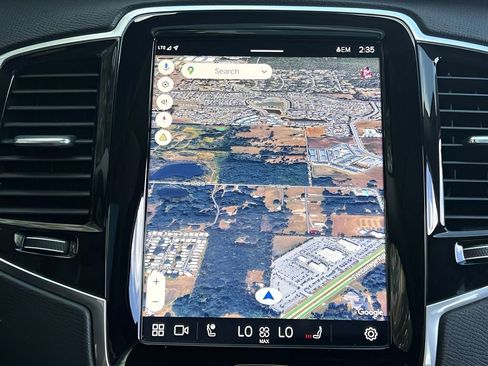 Used 2024 Volvo XC90 B5 Plus image 17