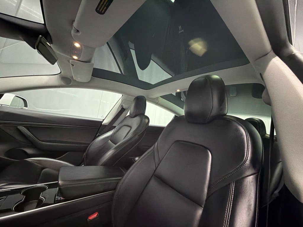 Used 2019 Tesla Model 3 Standard Range RWD image 19
