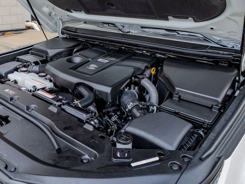 Used 2026 Lexus GX 550 w/ Accessory Package (2T) image 41