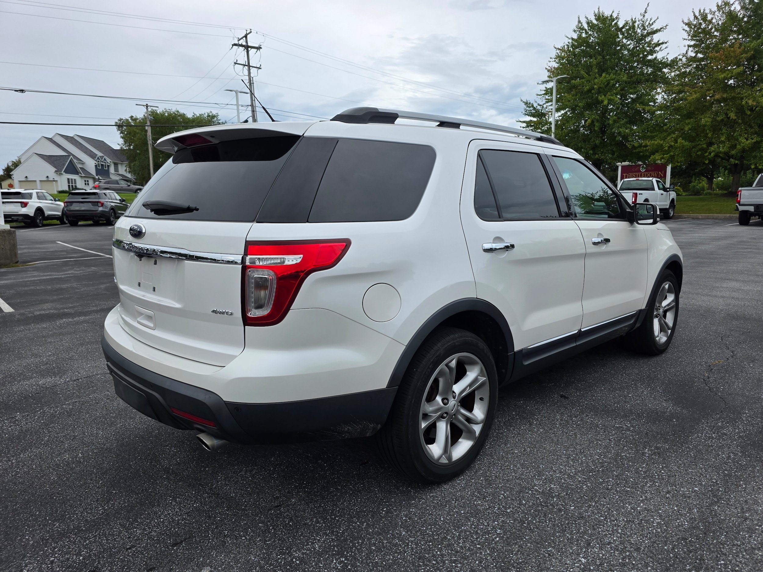 Used 2014 Ford Explorer Limited w/ Equipment Group 301A AWD/4WD image 5