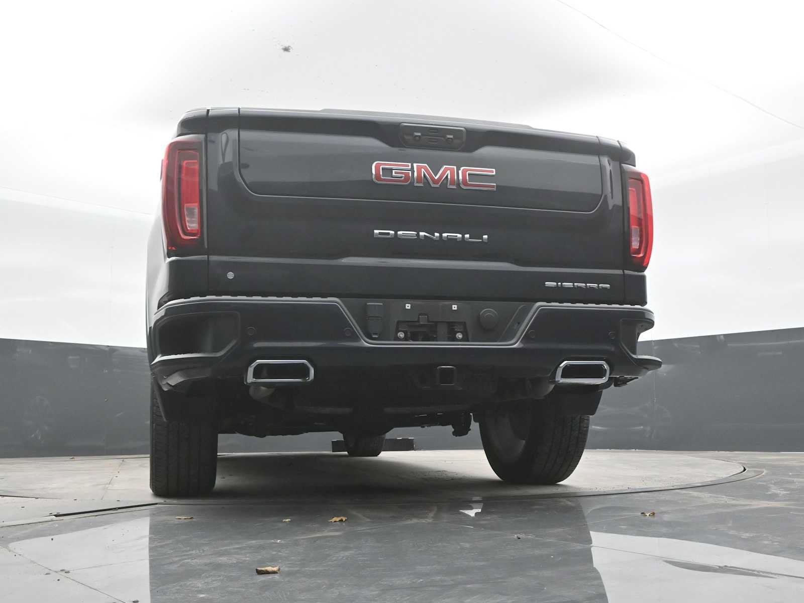 Used 2023 GMC Sierra 1500 Denali w/ Denali Reserve Package AWD/4WD image 32
