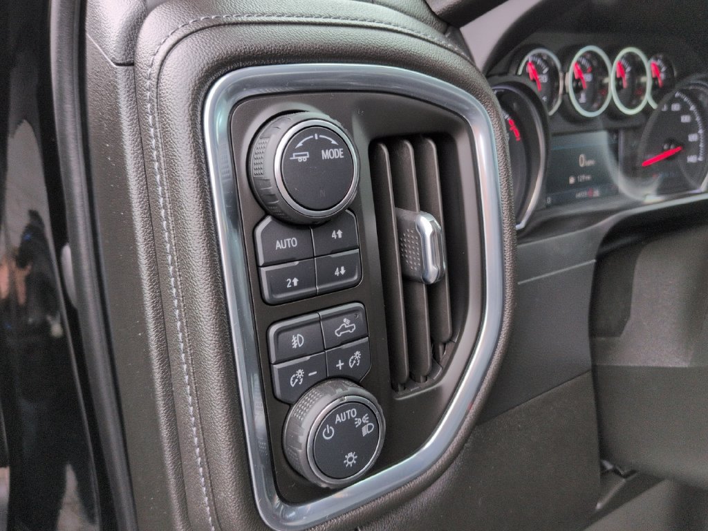 Used 2021 Chevrolet Silverado 1500 LT Trail Boss AWD/4WD image 24