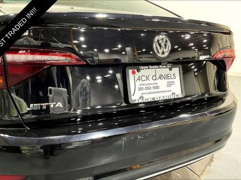 Used 2019 Volkswagen Jetta SEL image 32