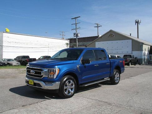 Used 2022 Ford F150 XLT w/ Equipment Group 302A High AWD/4WD image 3