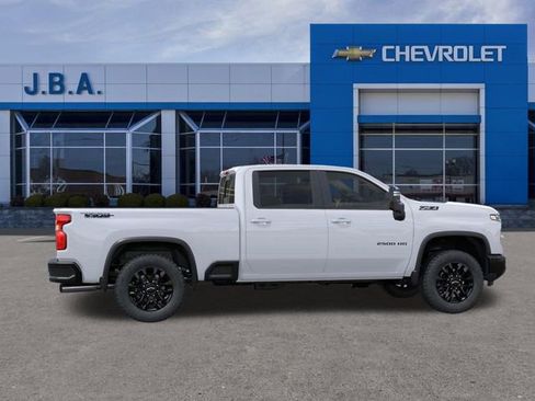 New 2026 Chevrolet Silverado 2500 LT image 5