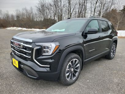 New 2026 GMC Terrain Elevation w/ Elevation Premium Package