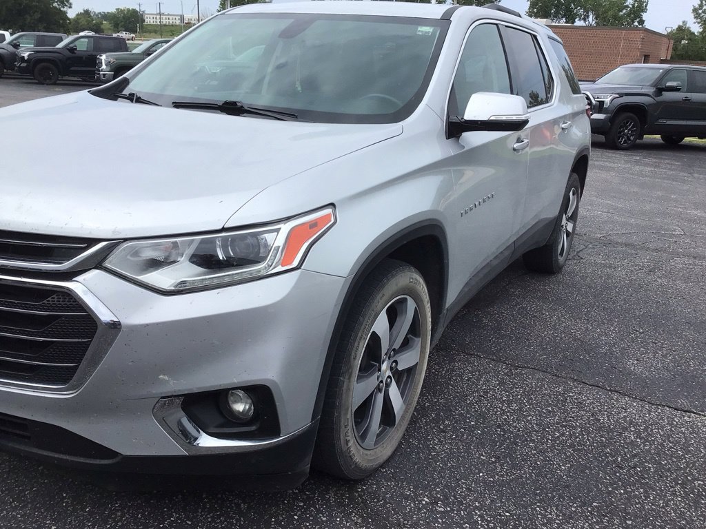 Used 2018 Chevrolet Traverse LT AWD/4WD image 2
