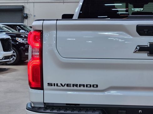 Used 2024 Chevrolet Silverado 2500 High Country w/ High Country Premium Package AWD/4WD image 20