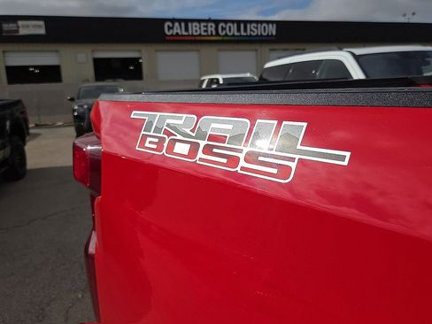 Used 2024 Chevrolet Silverado 1500 LT Trail Boss w/ Convenience Package II image 9