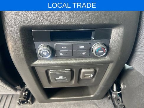 Used 2023 Chevrolet Traverse Premier AWD/4WD image 21