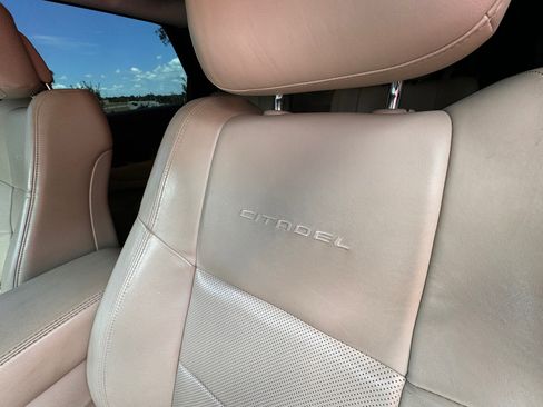 Used 2017 Dodge Durango Citadel w/ Technology Group image 29