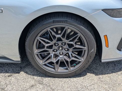 Used 2025 Ford Mustang GT Premium w/ GT Performance Package RWD image 10