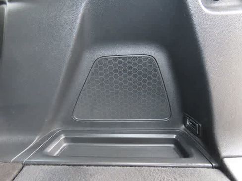 Used 2023 Honda Pilot Elite image 13
