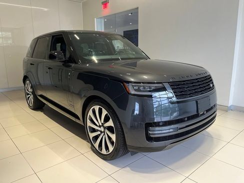 Used 2024 Land Rover Range Rover Autobiography AWD/4WD image 7