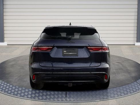 Used 2025 Jaguar F-PACE R-Dynamic S image 6