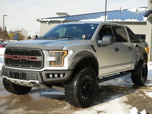 Used 2018 Ford F150 Raptor image 6
