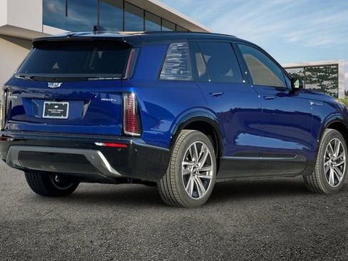 New 2026 Cadillac Vistiq Sport image 4