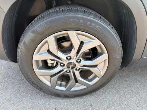 Used 2024 Kia Seltos S AWD/4WD image 21