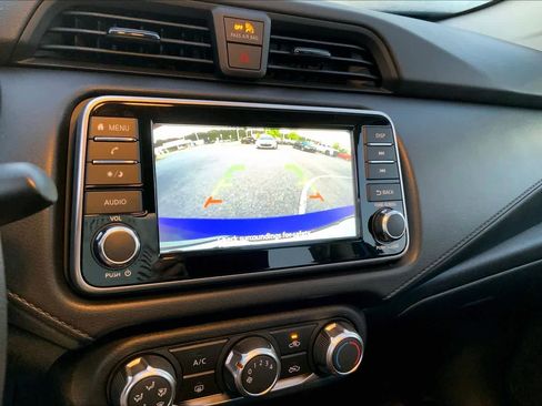 Used 2024 Nissan Versa S w/ S Plus Package image 28