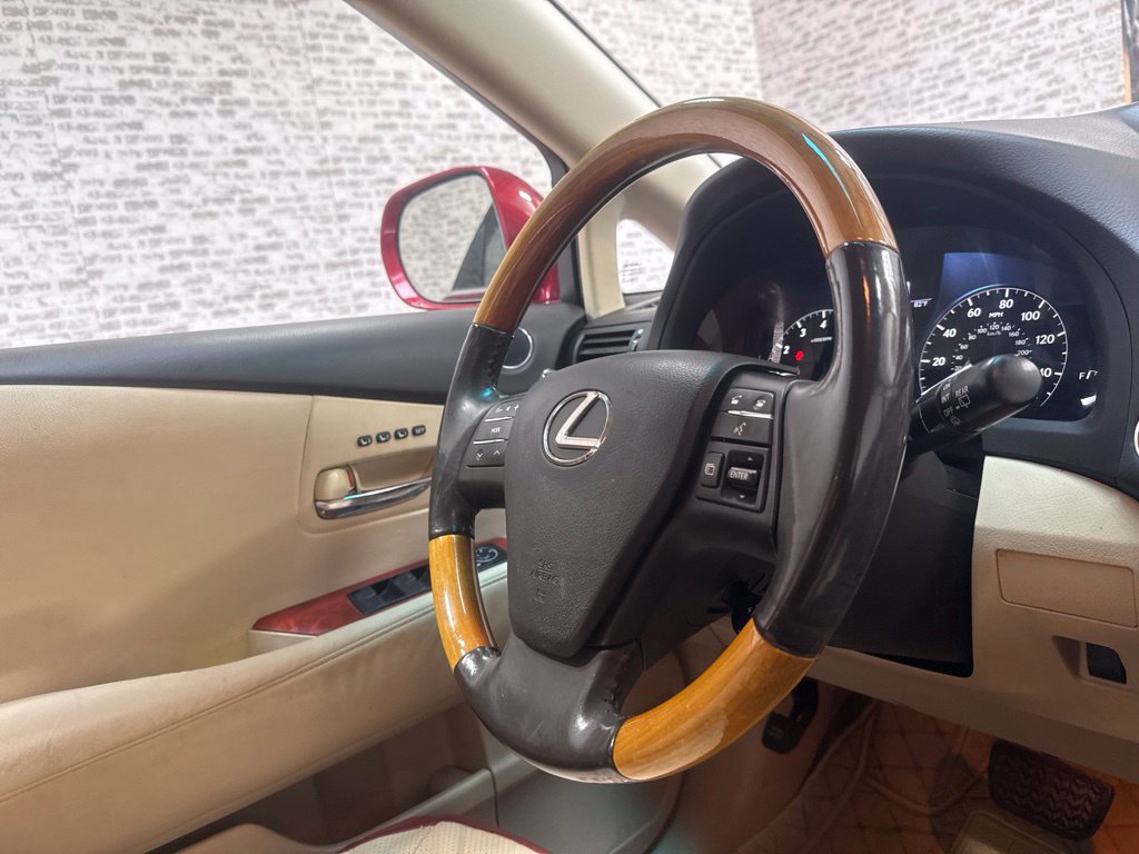 Used 2012 Lexus RX 350 FWD w/ Premium Pkg image 18