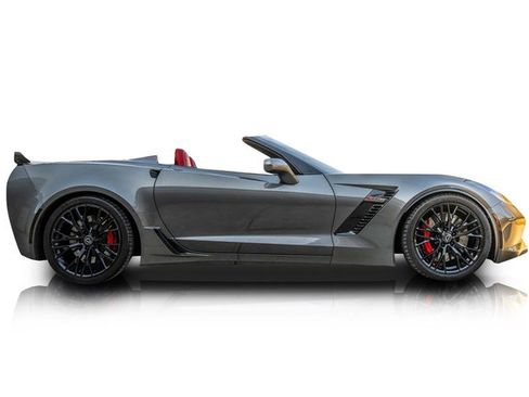 Used 2016 Chevrolet Corvette Z06 w/ 3LZ Preferred Equipment Group image 2