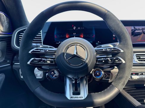 New 2026 Mercedes-Benz GLS 63 AMG 4MATIC image 30