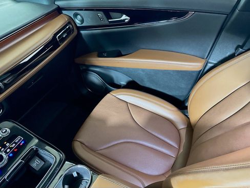 Used 2023 Lincoln Nautilus Reserve w/ Luxury Package AWD/4WD image 23
