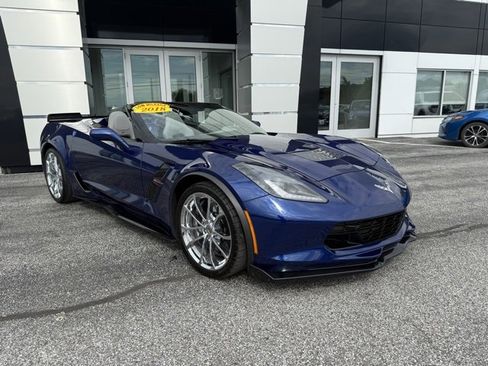 Used 2018 Chevrolet Corvette Grand Sport image 9