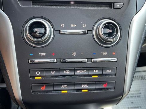 Used 2015 Lincoln MKC FWD w/ Equipment Group 101A Select image 31