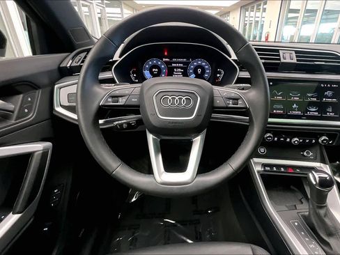 Certified 2025 Audi Q3 2.0T Premium Plus w/ Premium Plus Package image 6