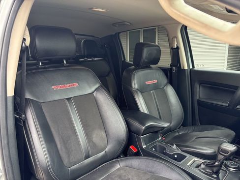 Used 2022 Ford Ranger Lariat w/ Tremor Off-Road Package image 16