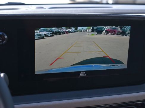 New 2025 Buick Envista Avenir image 23