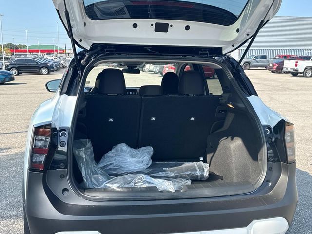 New 2027 Nissan Kicks SV w/ Cold Weather Package FWD image 13
