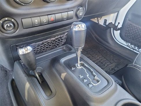 Used 2017 Jeep Wrangler Unlimited Sport image 21