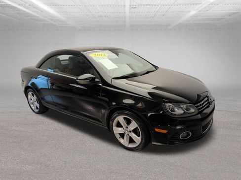 Used 2012 Volkswagen Eos Lux w/ Tech Pkg FWD image 7